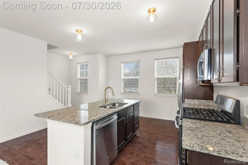 478 N Wixom Road Wixom City MI 48393