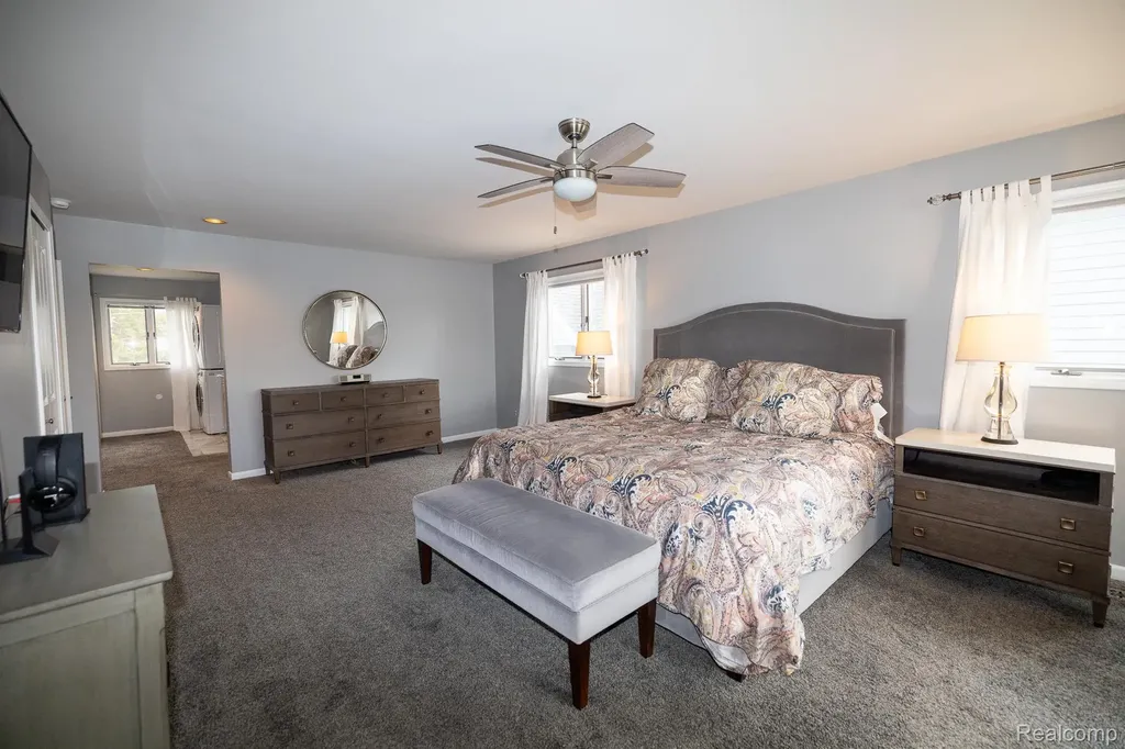 625 Island Drive White Lake Charter Township MI 48386