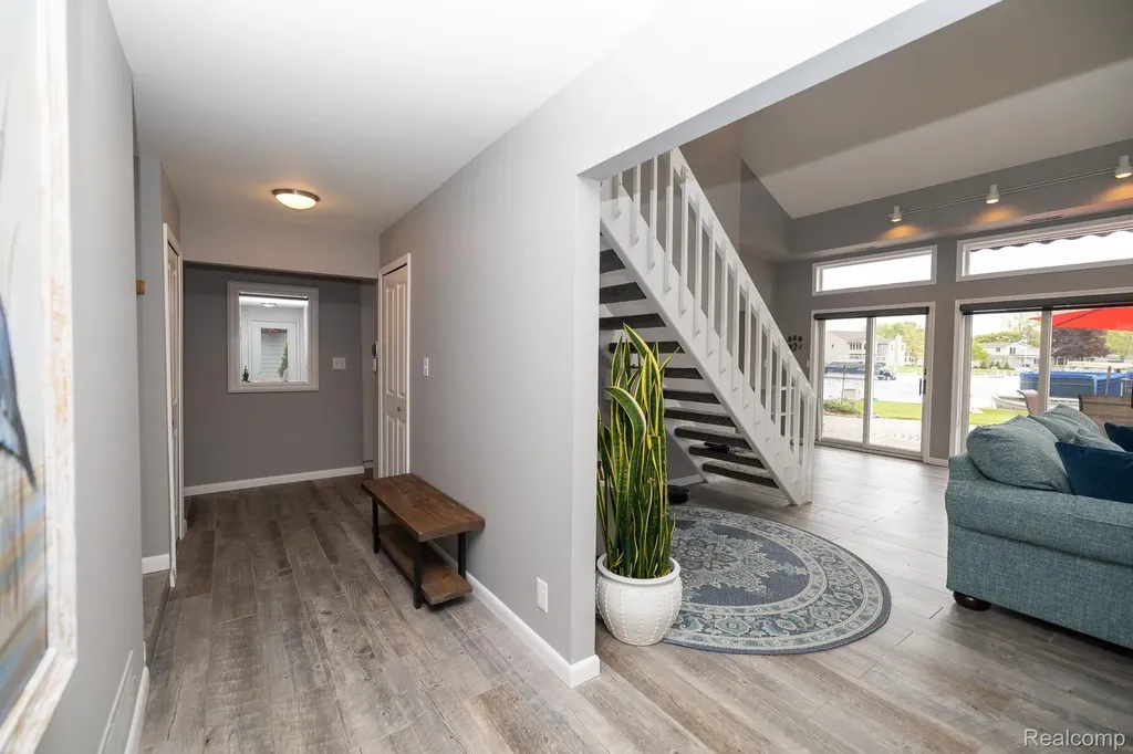 625 Island Drive White Lake Charter Township MI 48386