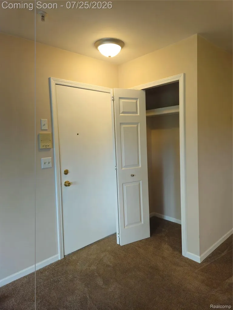 10161 Nancys Boulevard Grosse Ile Township MI 48138