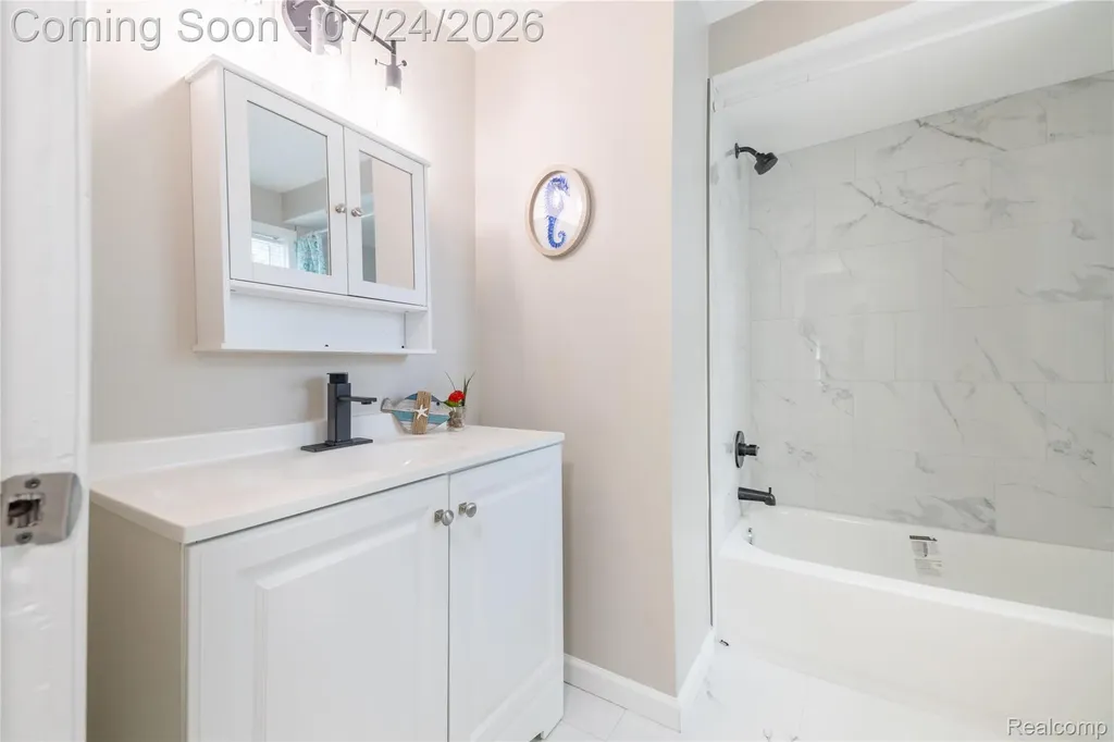 9838 Grosse Ile Parkway Grosse Ile Township MI 48138