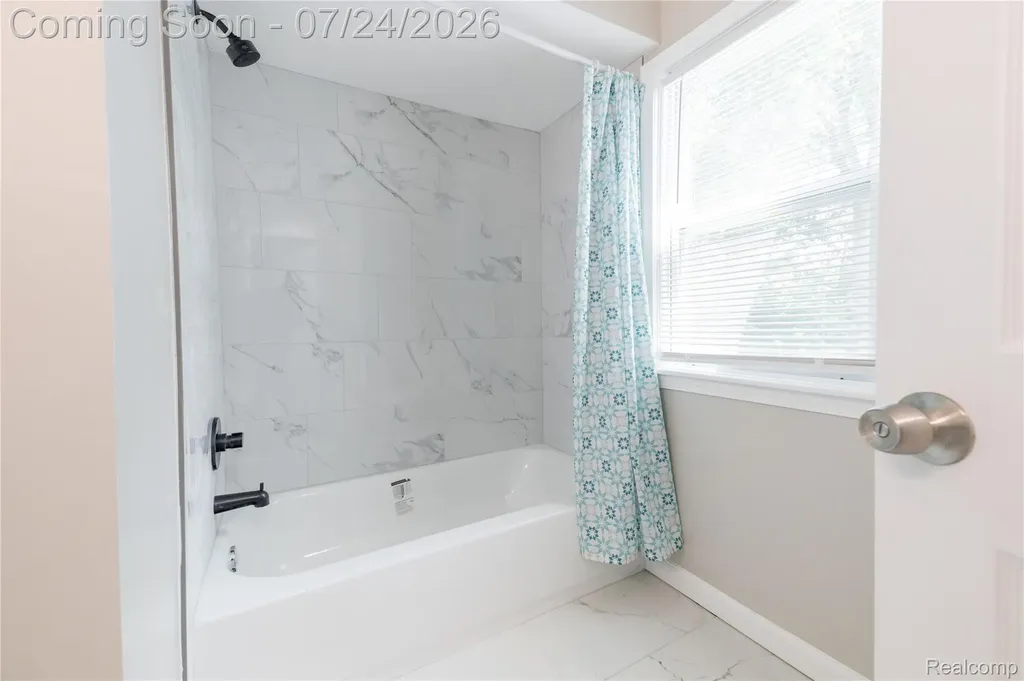 9838 Grosse Ile Parkway Grosse Ile Township MI 48138