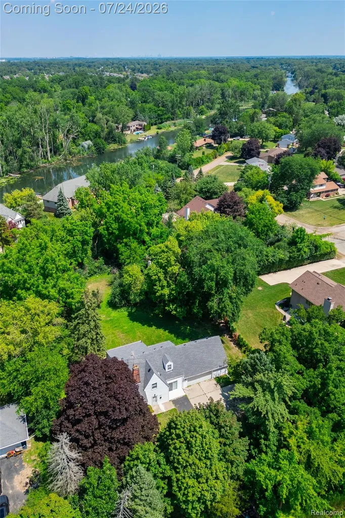 9838 Grosse Ile Parkway Grosse Ile Township MI 48138