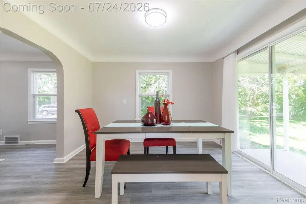 9838 Grosse Ile Parkway Grosse Ile Township MI 48138