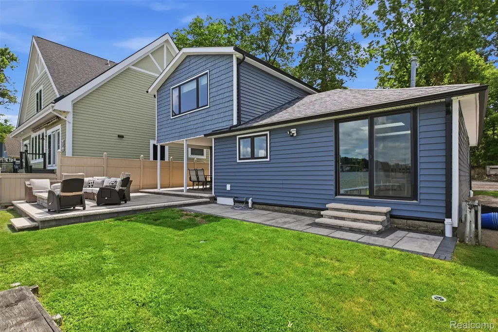 5245 Wildwood Drive Genoa Township MI 48843