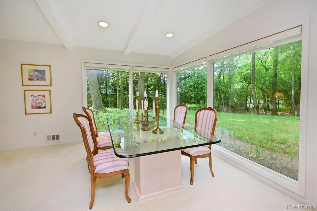 3310 Dogwood Court Bloomfield Hills City MI 48304