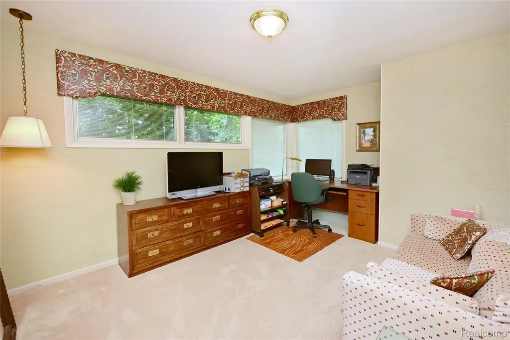 3310 Dogwood Court Bloomfield Hills City MI 48304