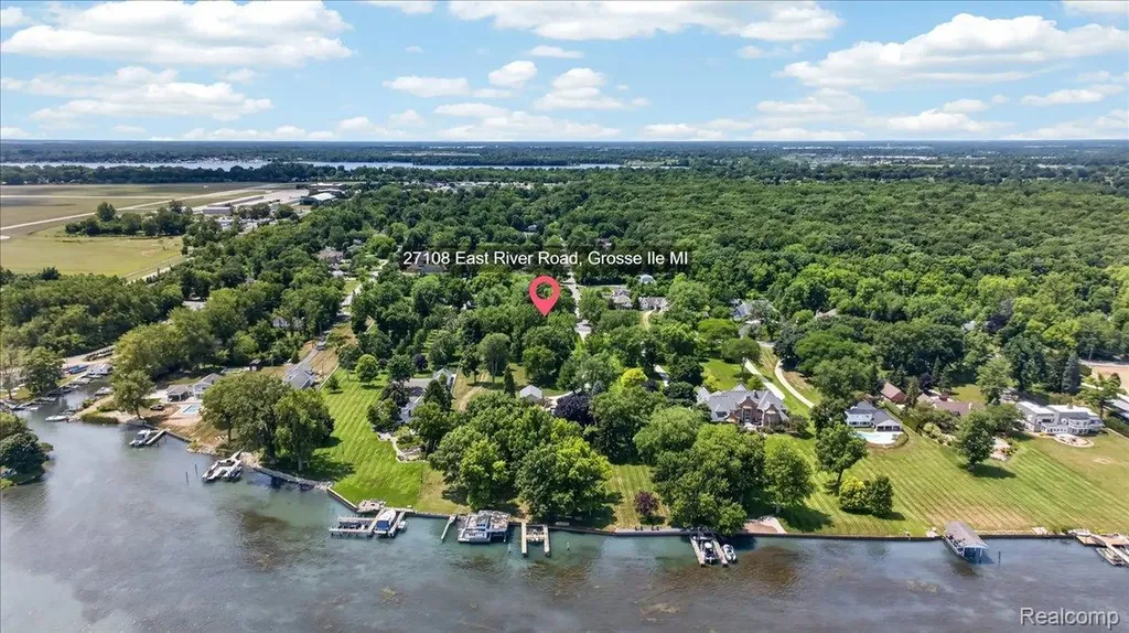 27108 E River Road Grosse Ile Township MI 48138
