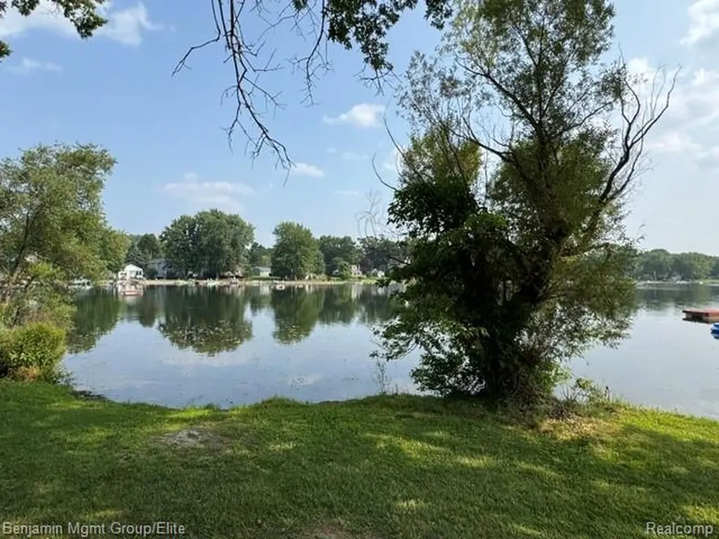 6764 Grand Beach Drive Genoa Township MI 48114