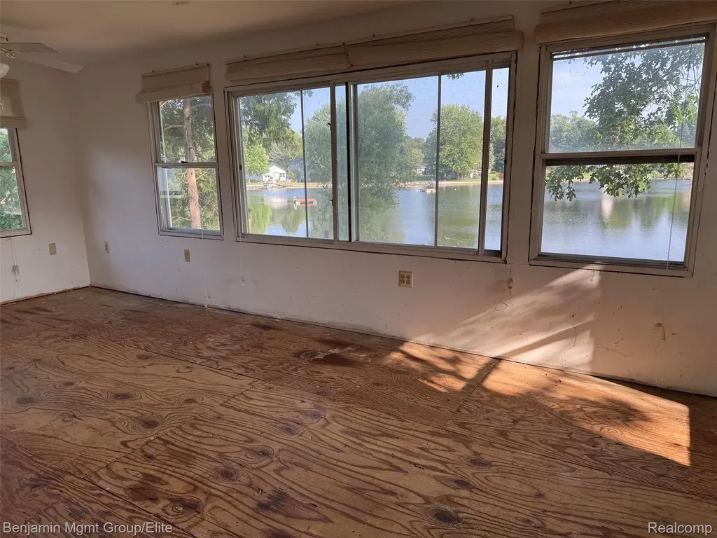 6764 Grand Beach Drive Genoa Township MI 48114