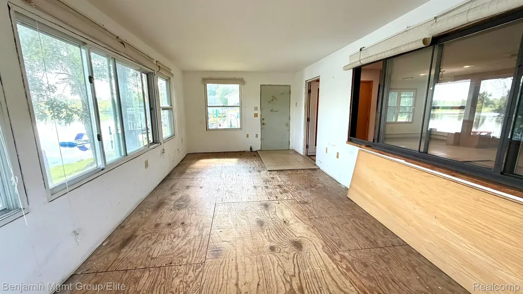 6764 Grand Beach Drive Genoa Township MI 48114