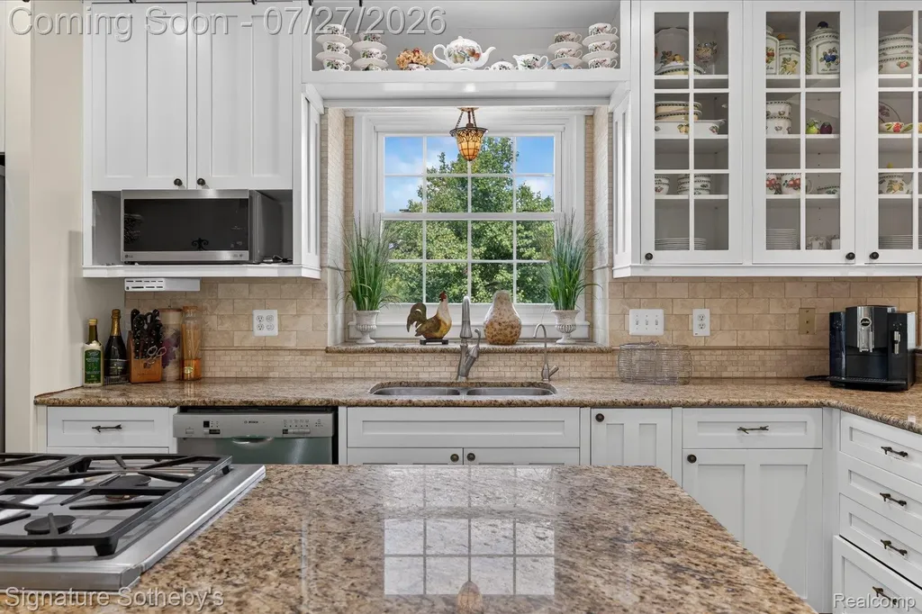 3132 Papadelis Court Hadley Township MI 48371