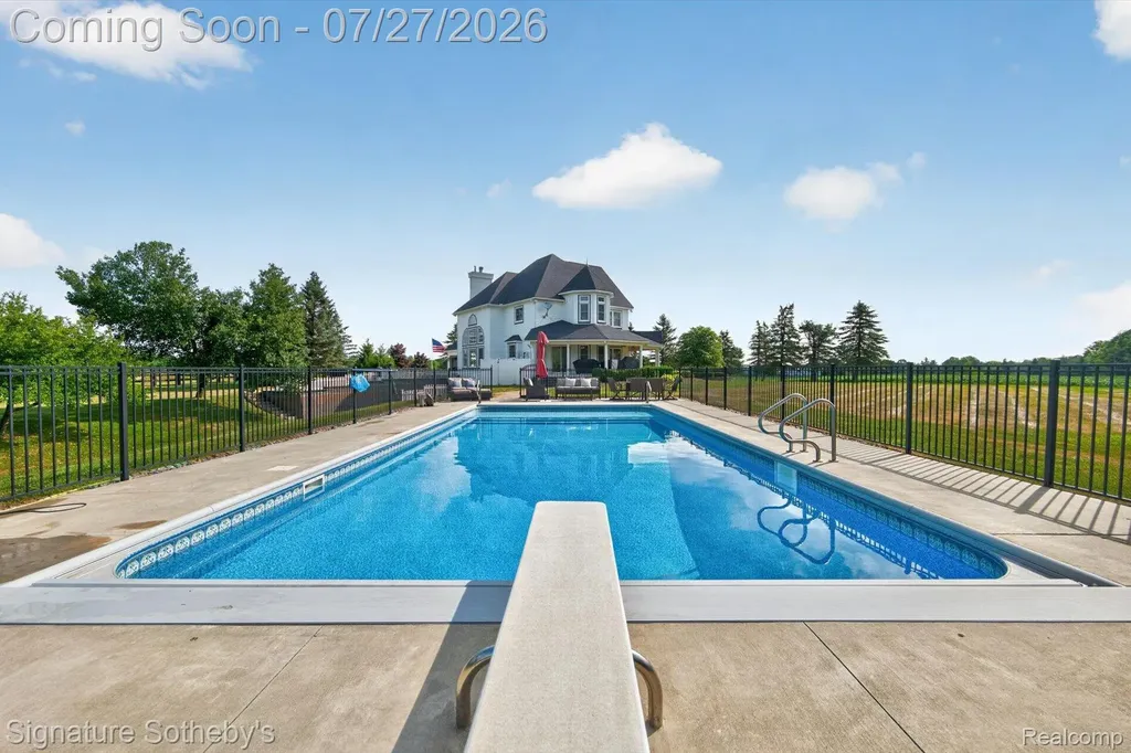 3132 Papadelis Court Hadley Township MI 48371
