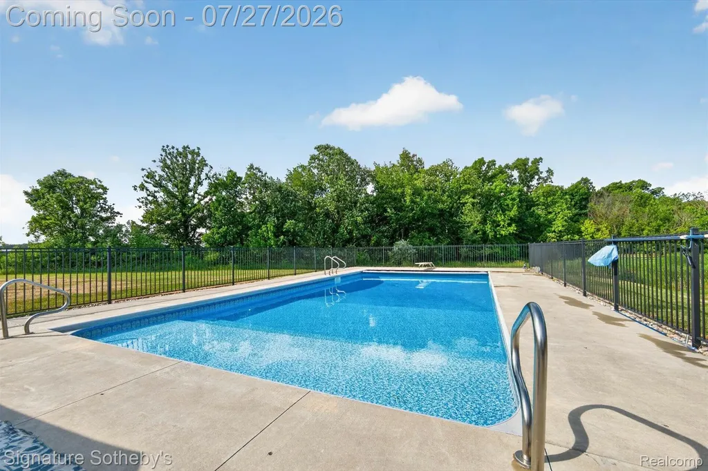 3132 Papadelis Court Hadley Township MI 48371