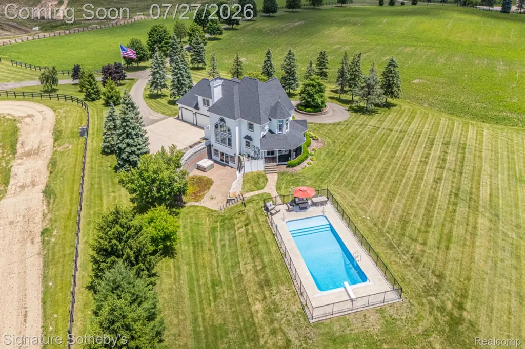 3132 Papadelis Court Hadley Township MI 48371