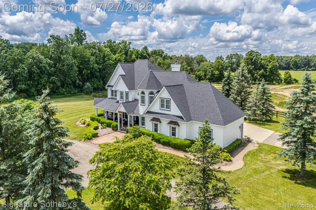 3132 Papadelis Court Hadley Township MI 48371