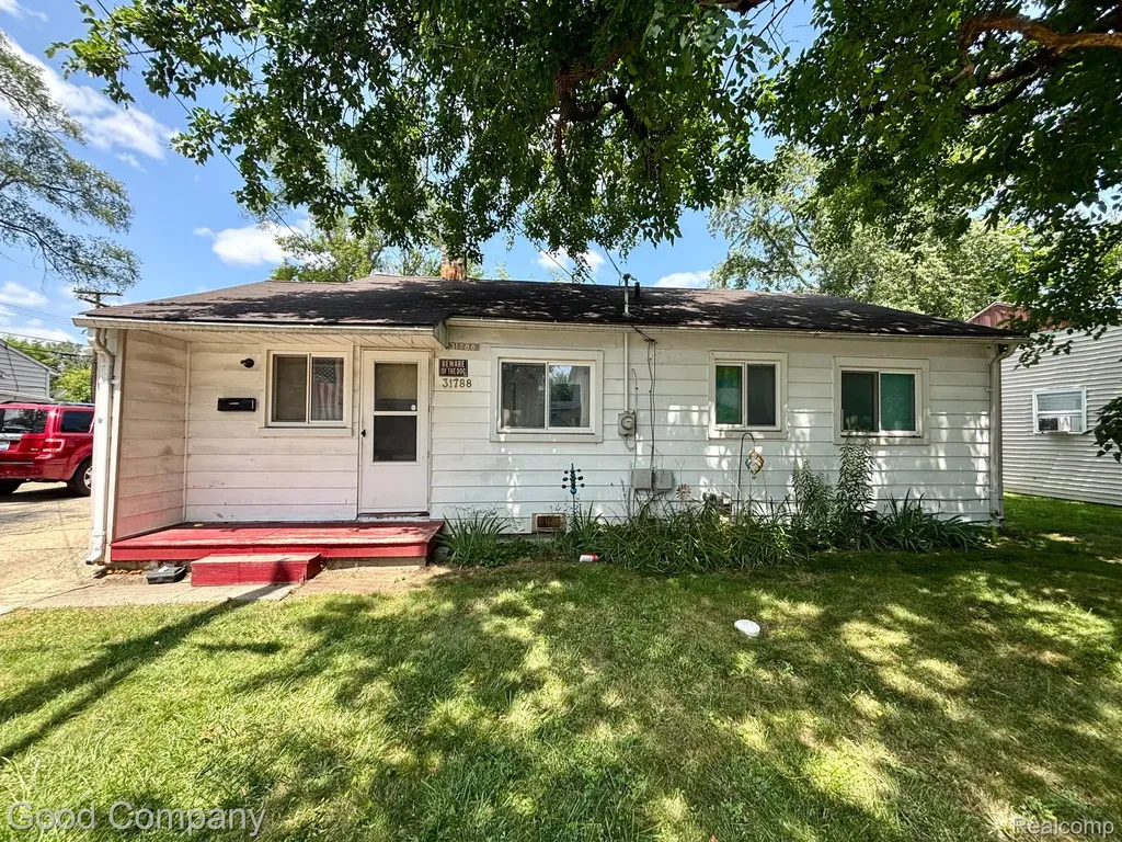 31788 Arenac Court Westland City MI 48186