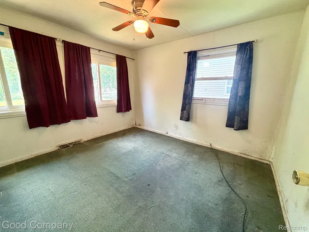 31788 Arenac Court Westland City MI 48186