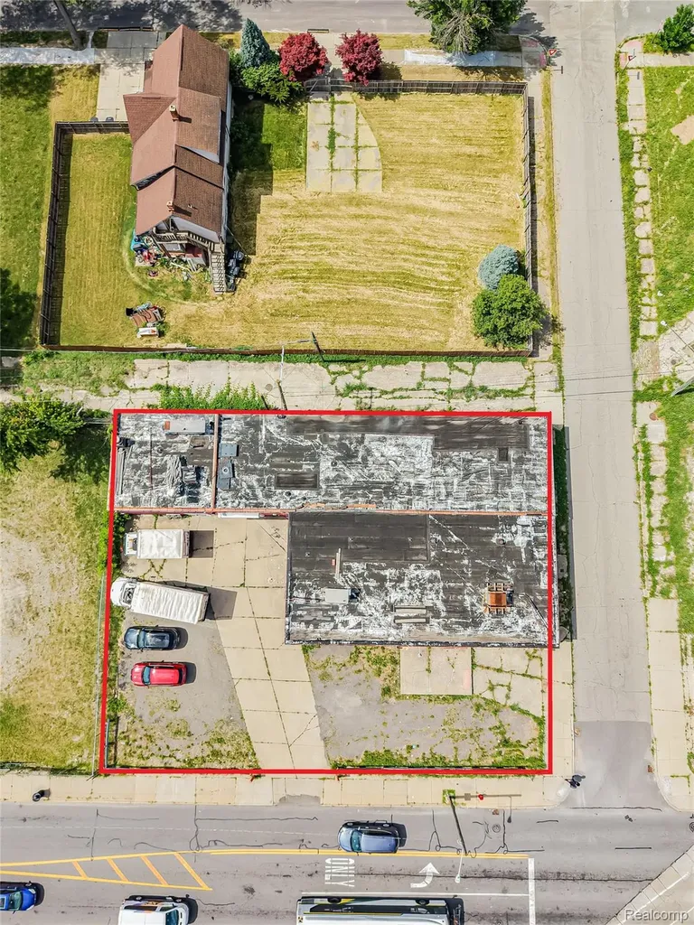 3177 Mack Avenue Detroit City MI 48207