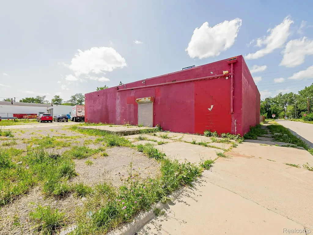 3177 Mack Avenue Detroit City MI 48207