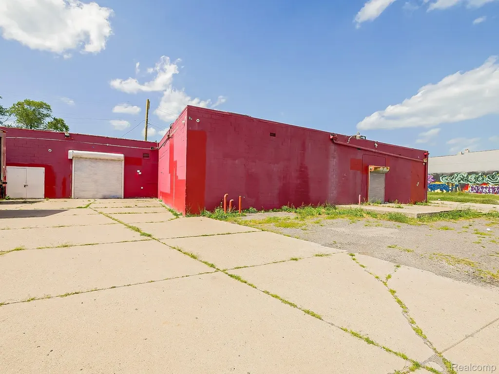 3177 Mack Avenue Detroit City MI 48207