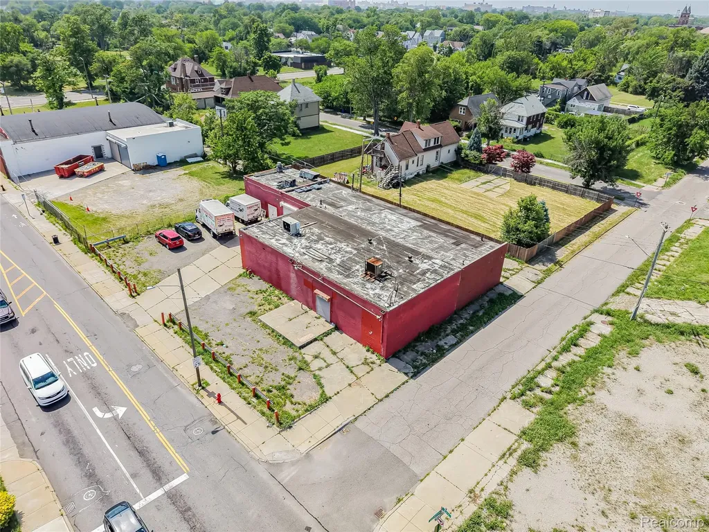 3177 Mack Avenue Detroit City MI 48207