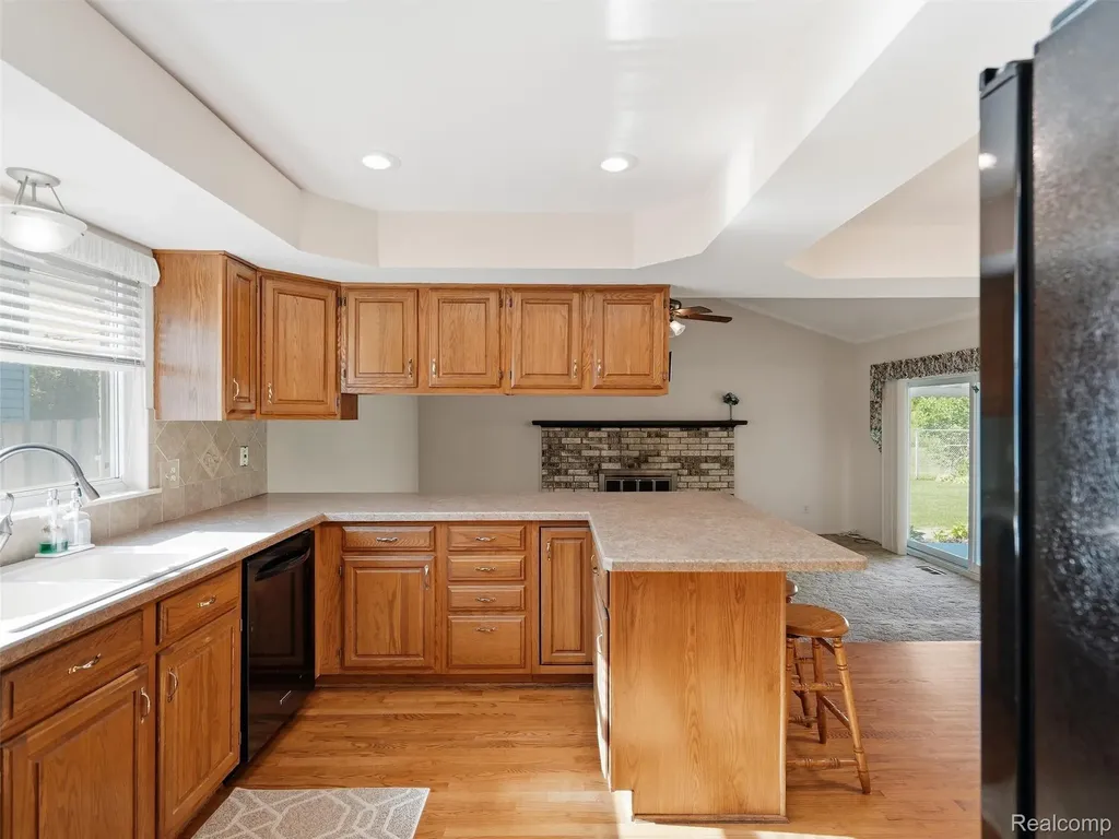 12982 Canterbury Drive Sterling Heights City MI 48312
