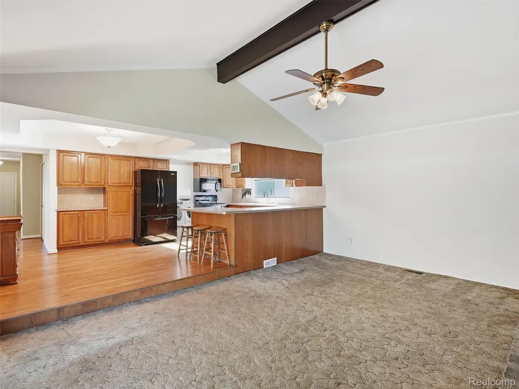 12982 Canterbury Drive Sterling Heights City MI 48312