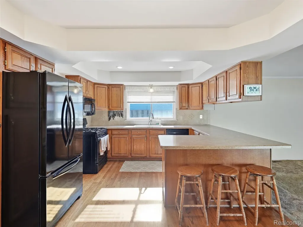 12982 Canterbury Drive Sterling Heights City MI 48312