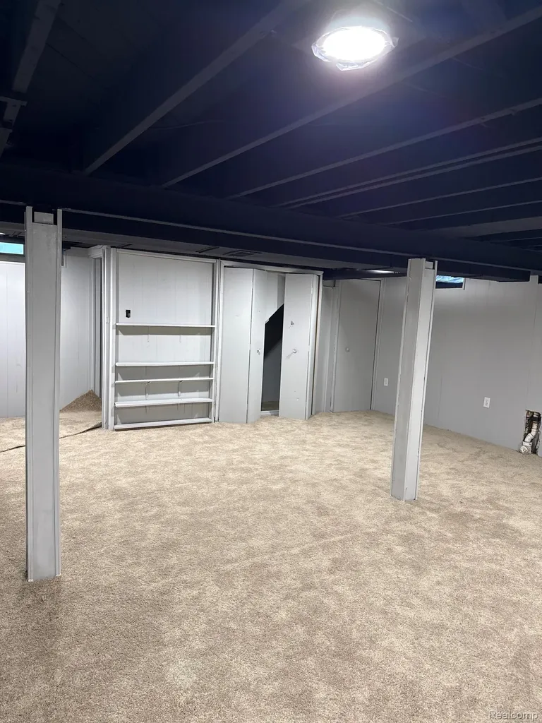 35812 Little Mack Avenue Clinton Charter Township MI 48035