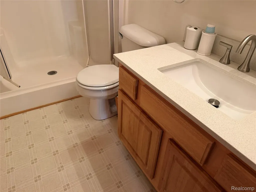 276 Marigold Circle Westland City MI 48185
