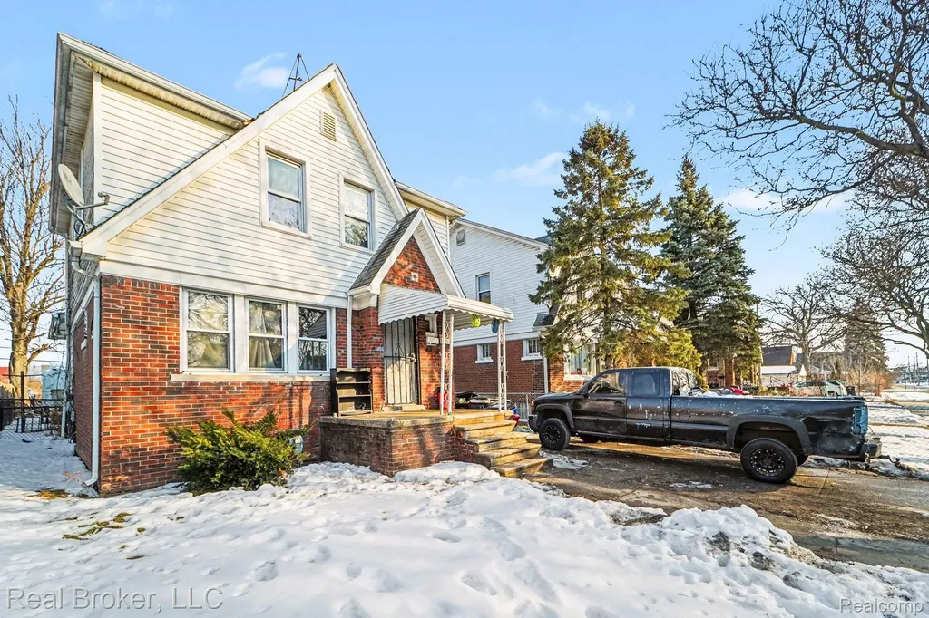 19932 Alcoy Street Detroit City MI 48205