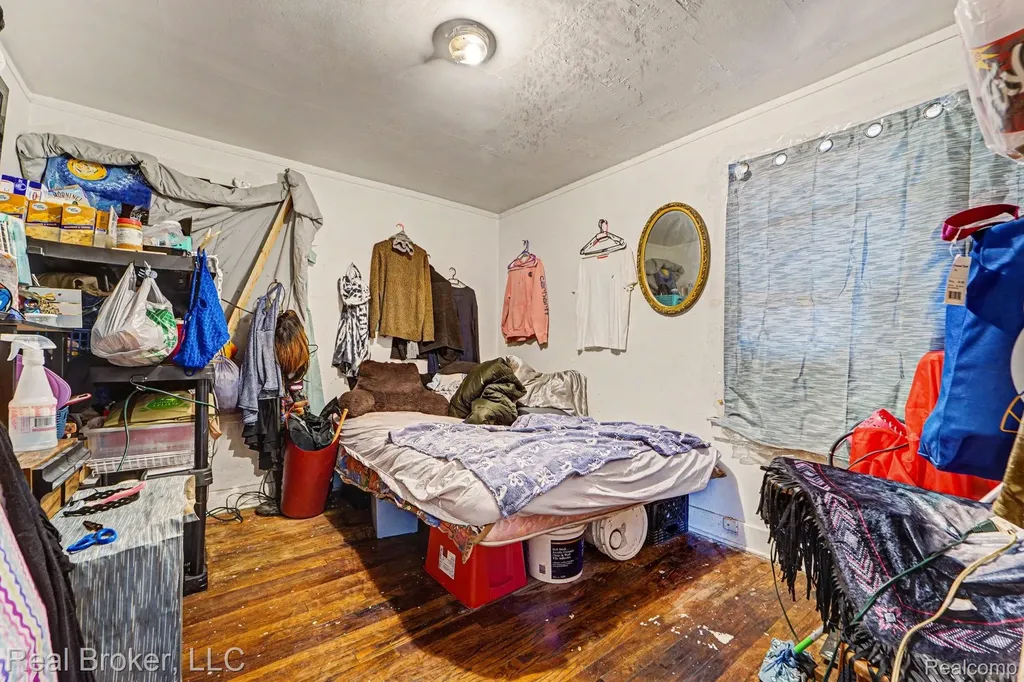 19932 Alcoy Street Detroit City MI 48205