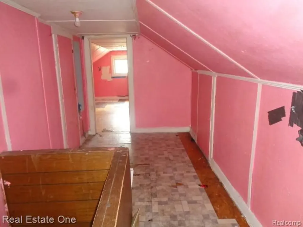 10074 Beechdale Street Detroit City MI 48204