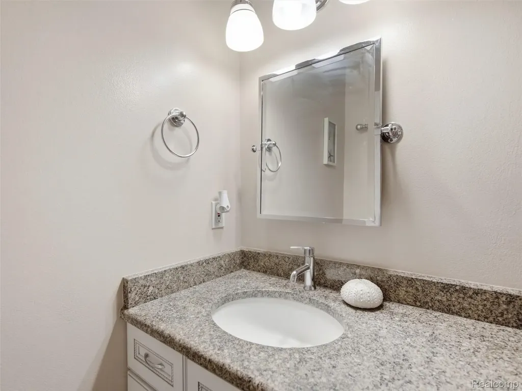 14292 Westman Drive Fenton City MI 48430