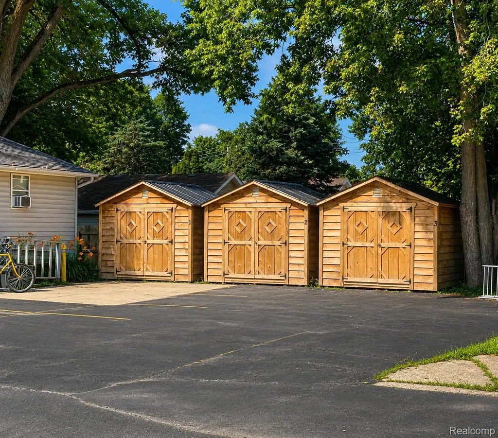 36984 Division Road Richmond City MI 48062