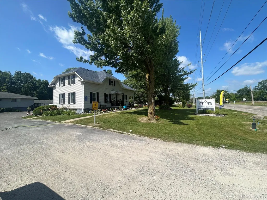 36984 Division Road Richmond City MI 48062