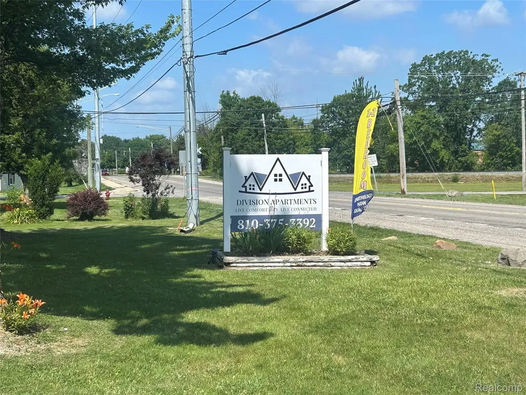 36984 Division Road Richmond City MI 48062