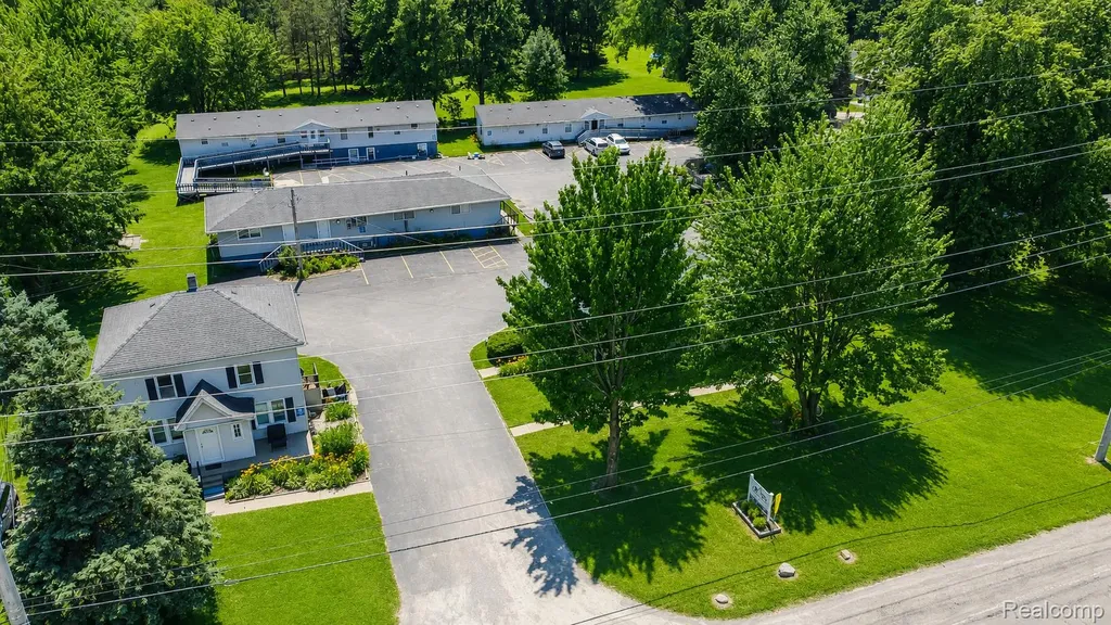 36984 Division Road Richmond City MI 48062