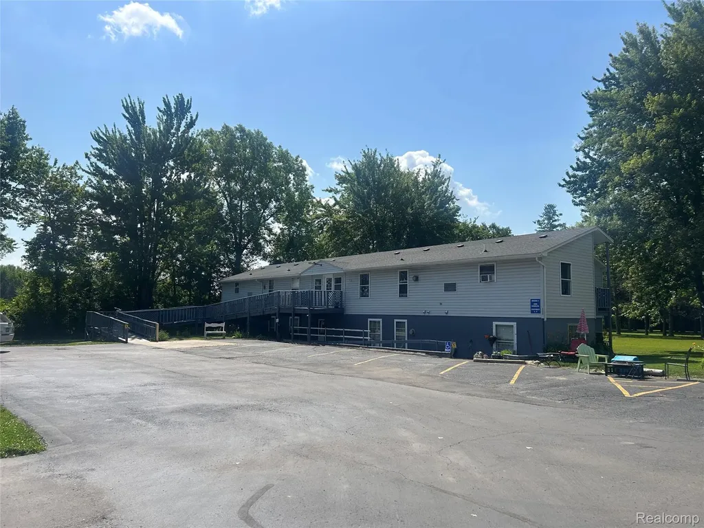 36984 Division Road Richmond City MI 48062