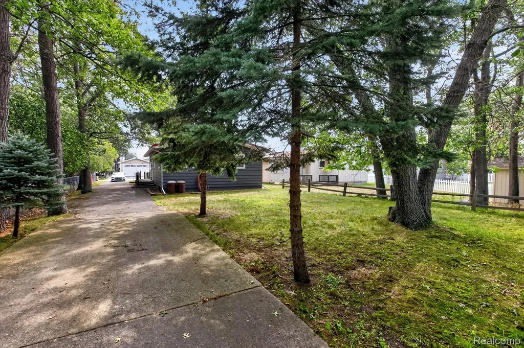 9016 Point Charities Avenue Caseville Township MI 48755
