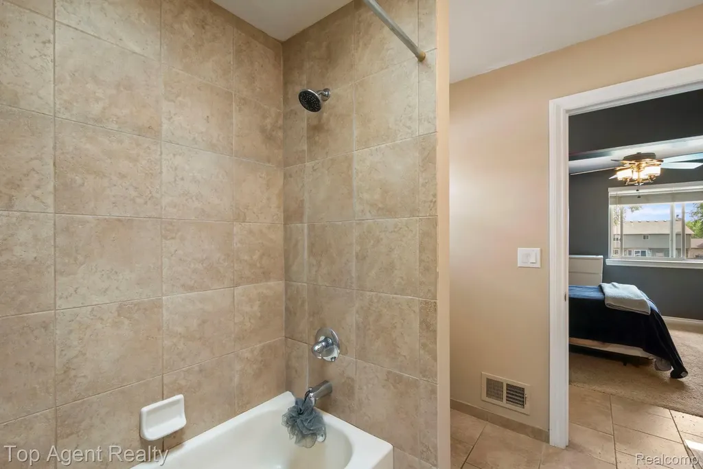 53268 Kakos Drive Chesterfield Township MI 48051