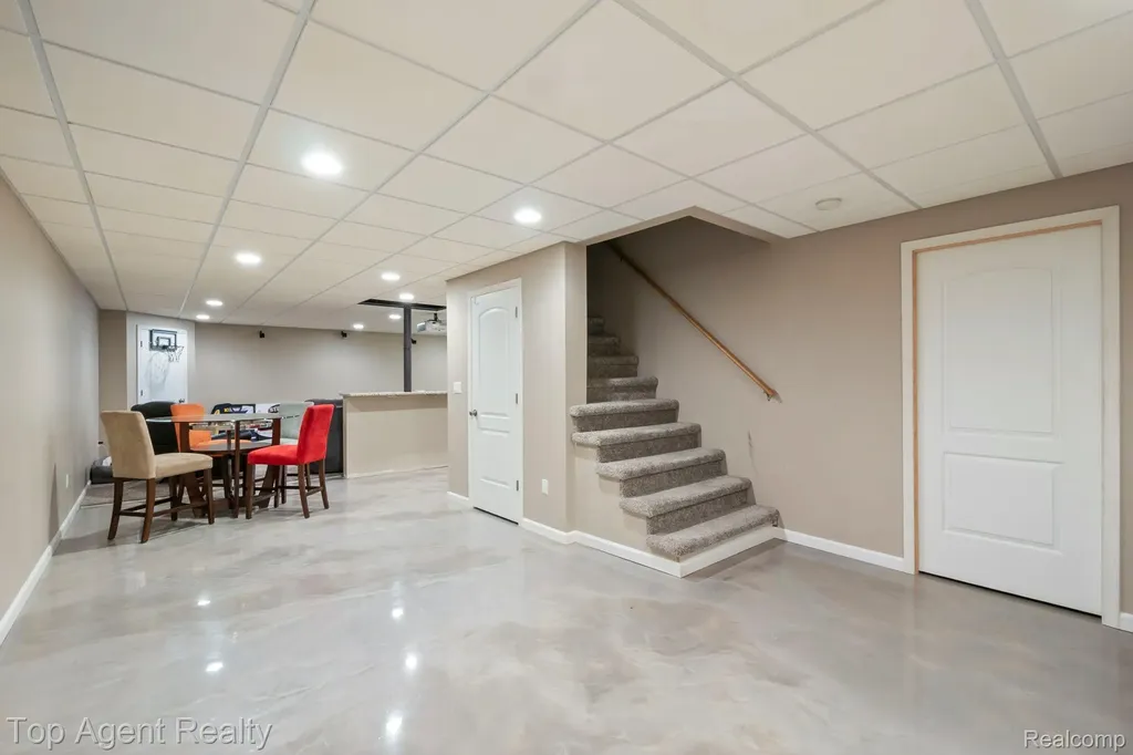 53268 Kakos Drive Chesterfield Township MI 48051