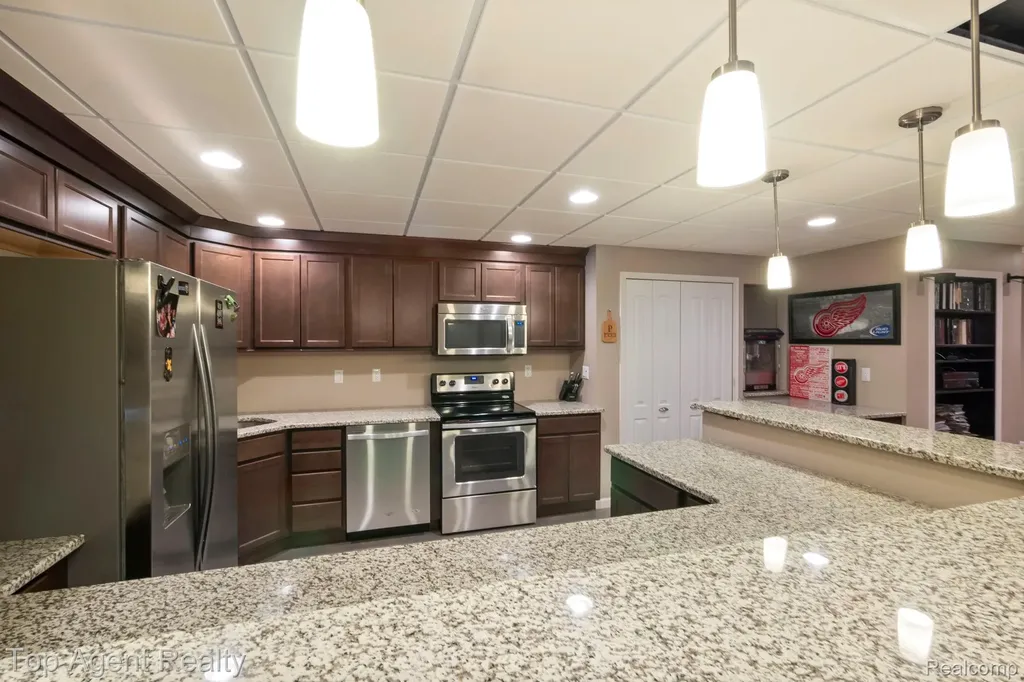 53268 Kakos Drive Chesterfield Township MI 48051