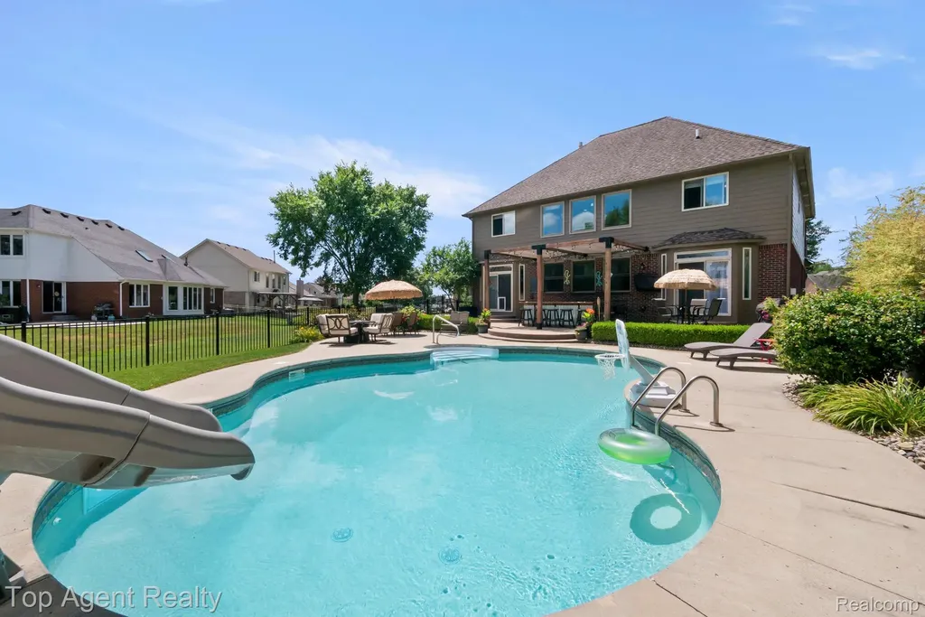53268 Kakos Drive Chesterfield Township MI 48051