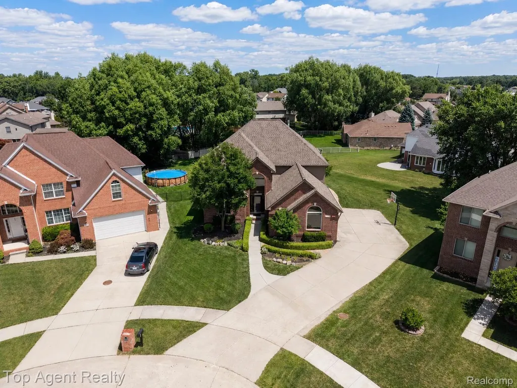 53268 Kakos Drive Chesterfield Township MI 48051