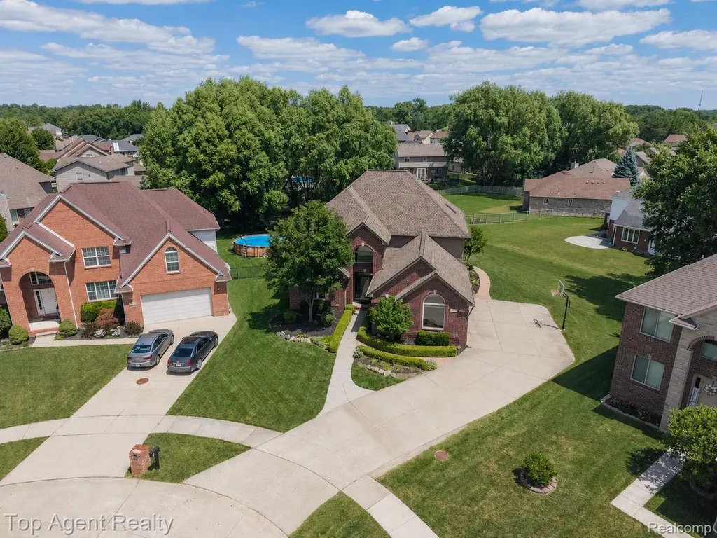 53268 Kakos Drive Chesterfield Township MI 48051