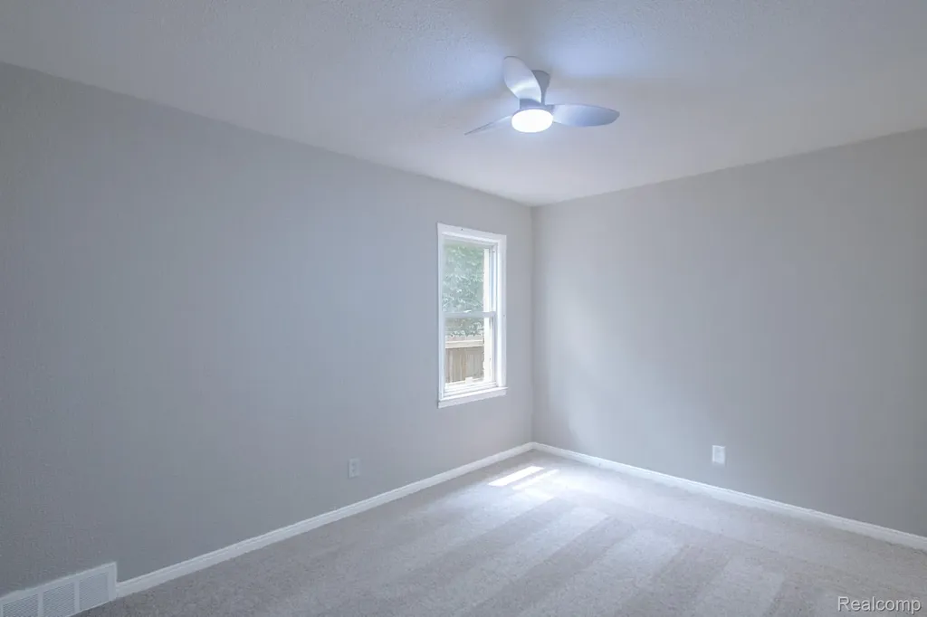 16932 Ward Avenue Detroit City MI 48235