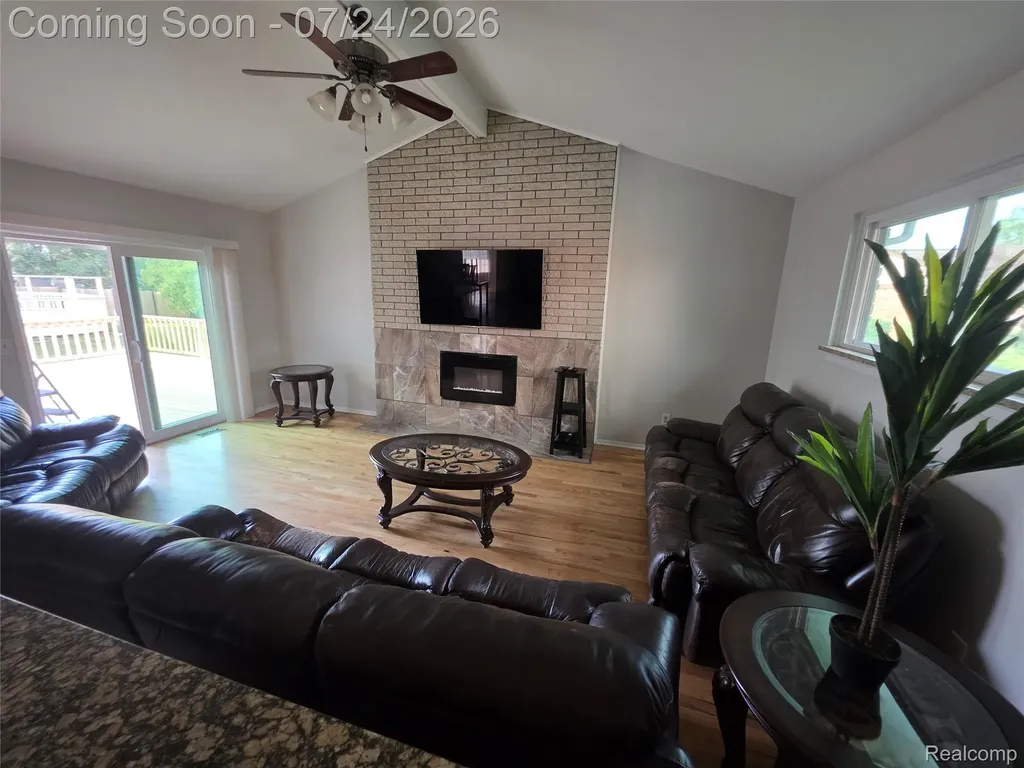 40732 Gulliver Drive Sterling Heights City MI 48310