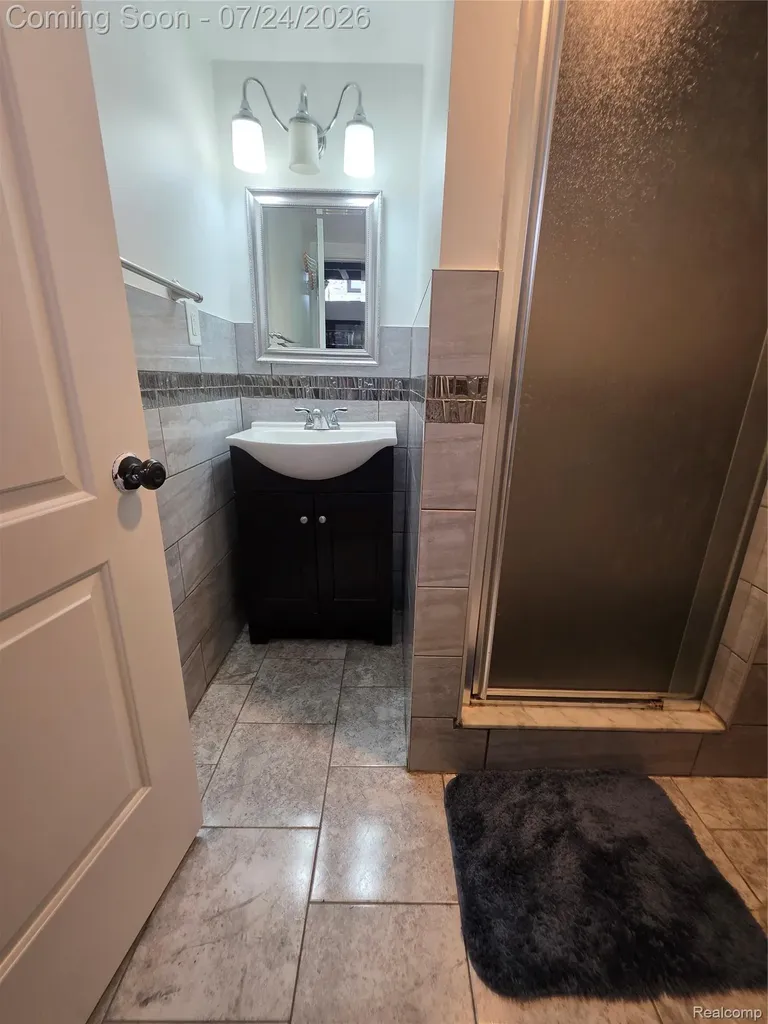 40732 Gulliver Drive Sterling Heights City MI 48310